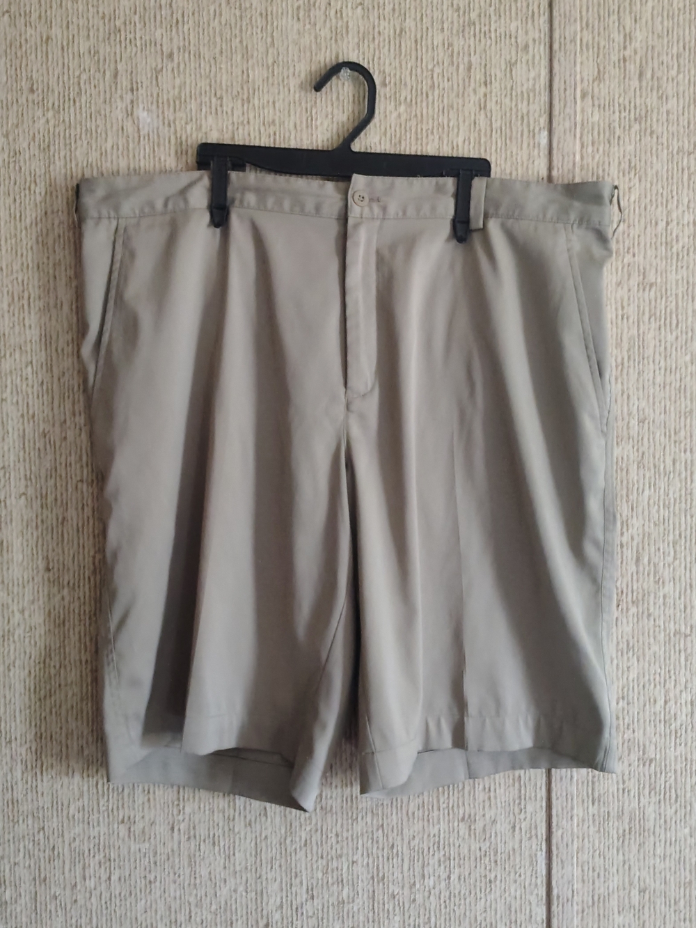 Men's Nike Golf Shorts, Dri-Fit, Khaki, Sz 38